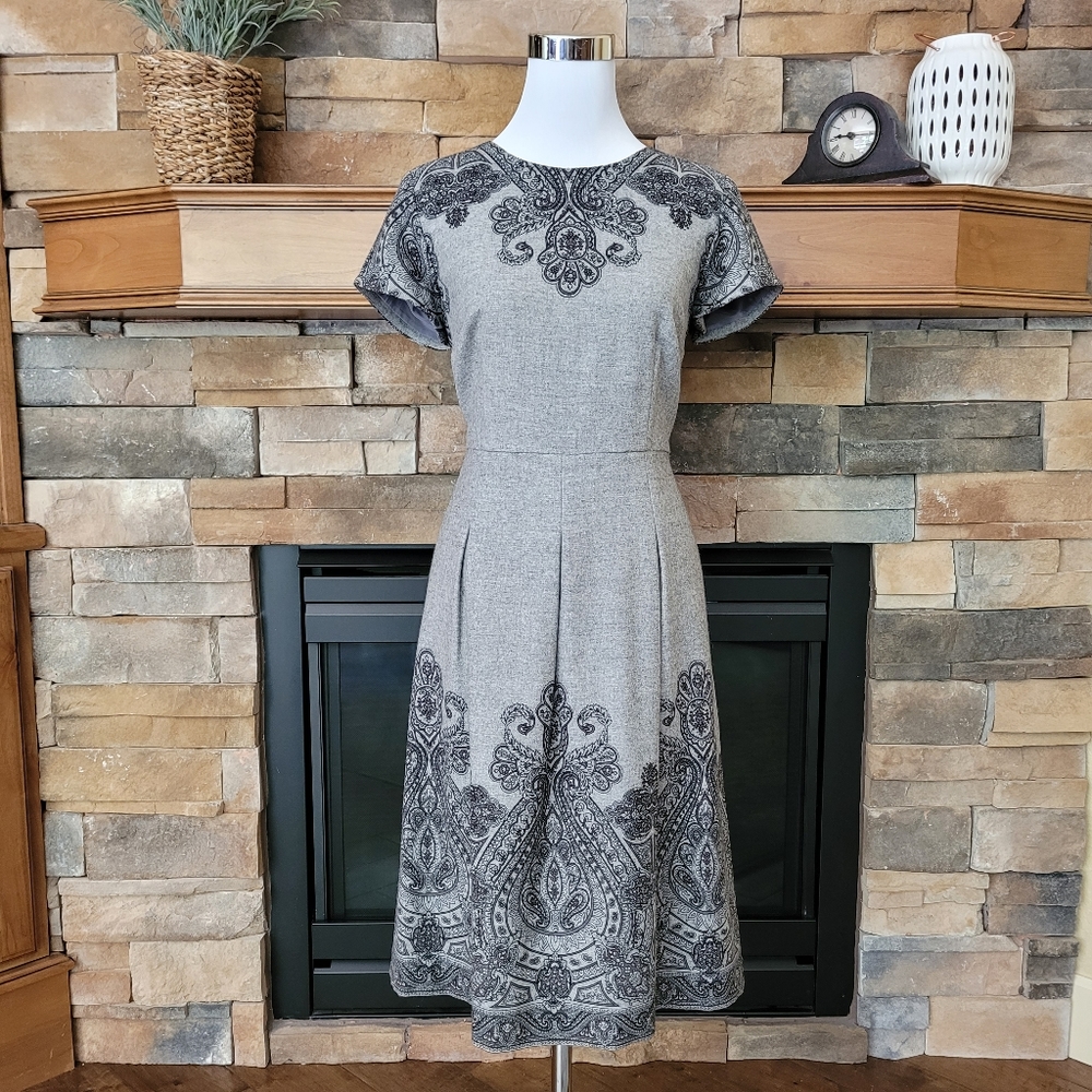 Talbots Gray Scroll Print Stretch Wool Dress 8 - image 2